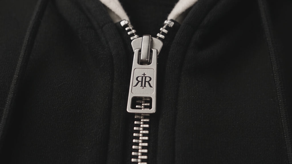 ZIPPER SWEATSHIRT